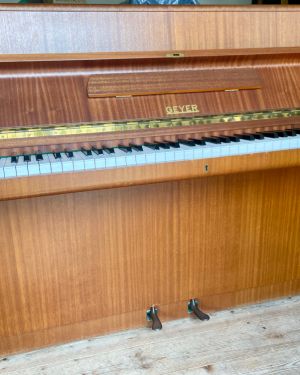 PIANO GEYER EN NOYER – FACTURE ALLEMANDE